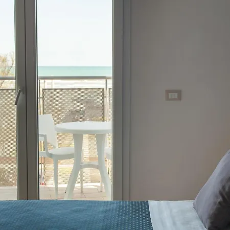 Otel Souvenir - Koolibry 3*