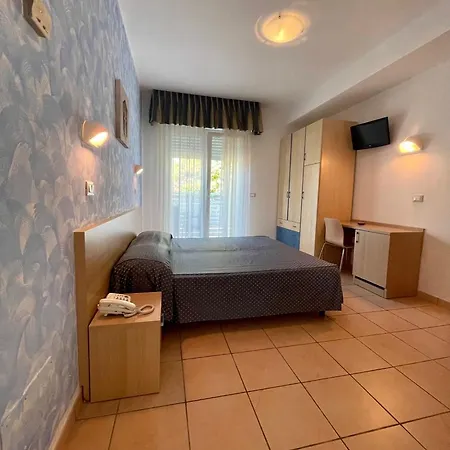 Souvenir - Koolibry 3* Cervia