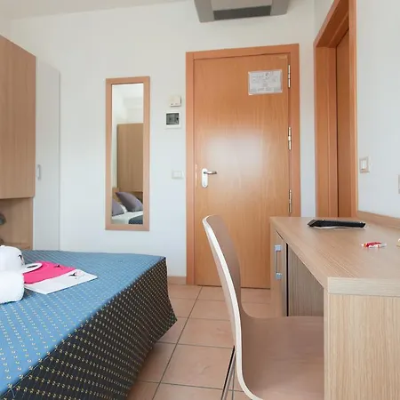 Otel Souvenir - Koolibry 3*